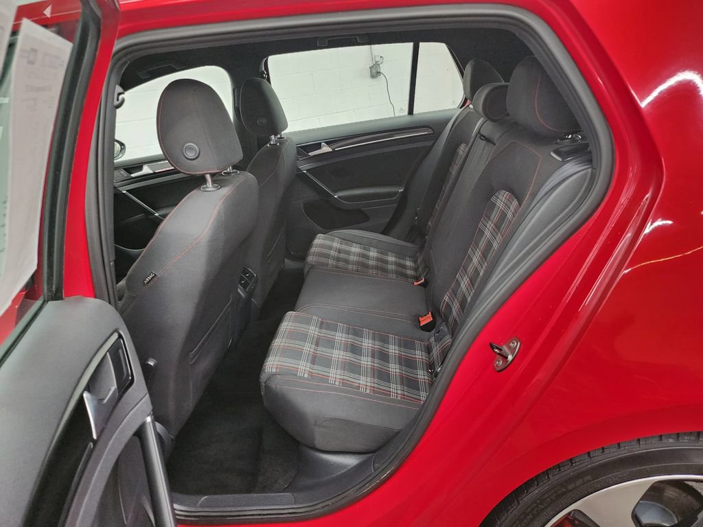 Used 2015 Volkswagen GTI S FWD image 22