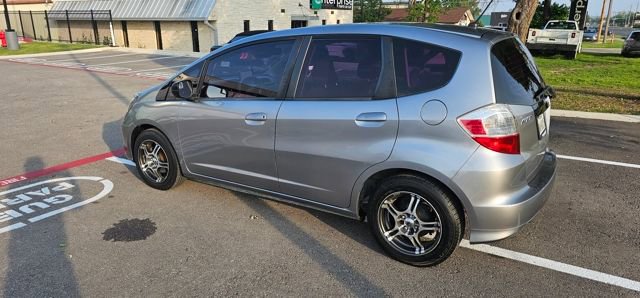 Used 2010 Honda Fit image 3