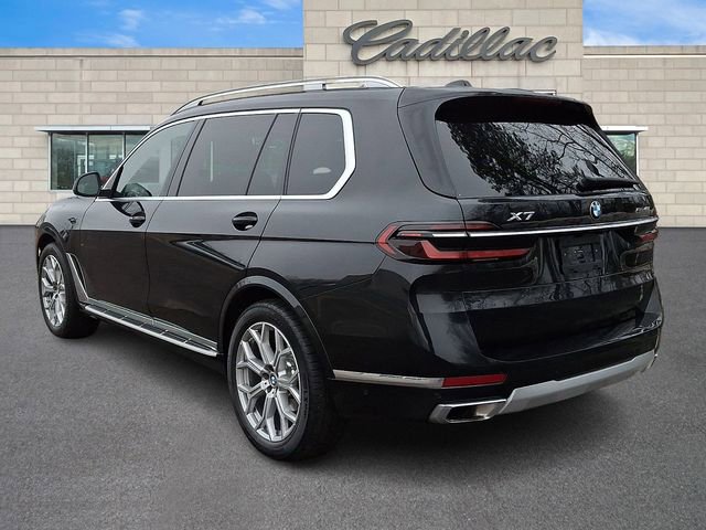 Used 2025 BMW X7 xDrive40i image 5