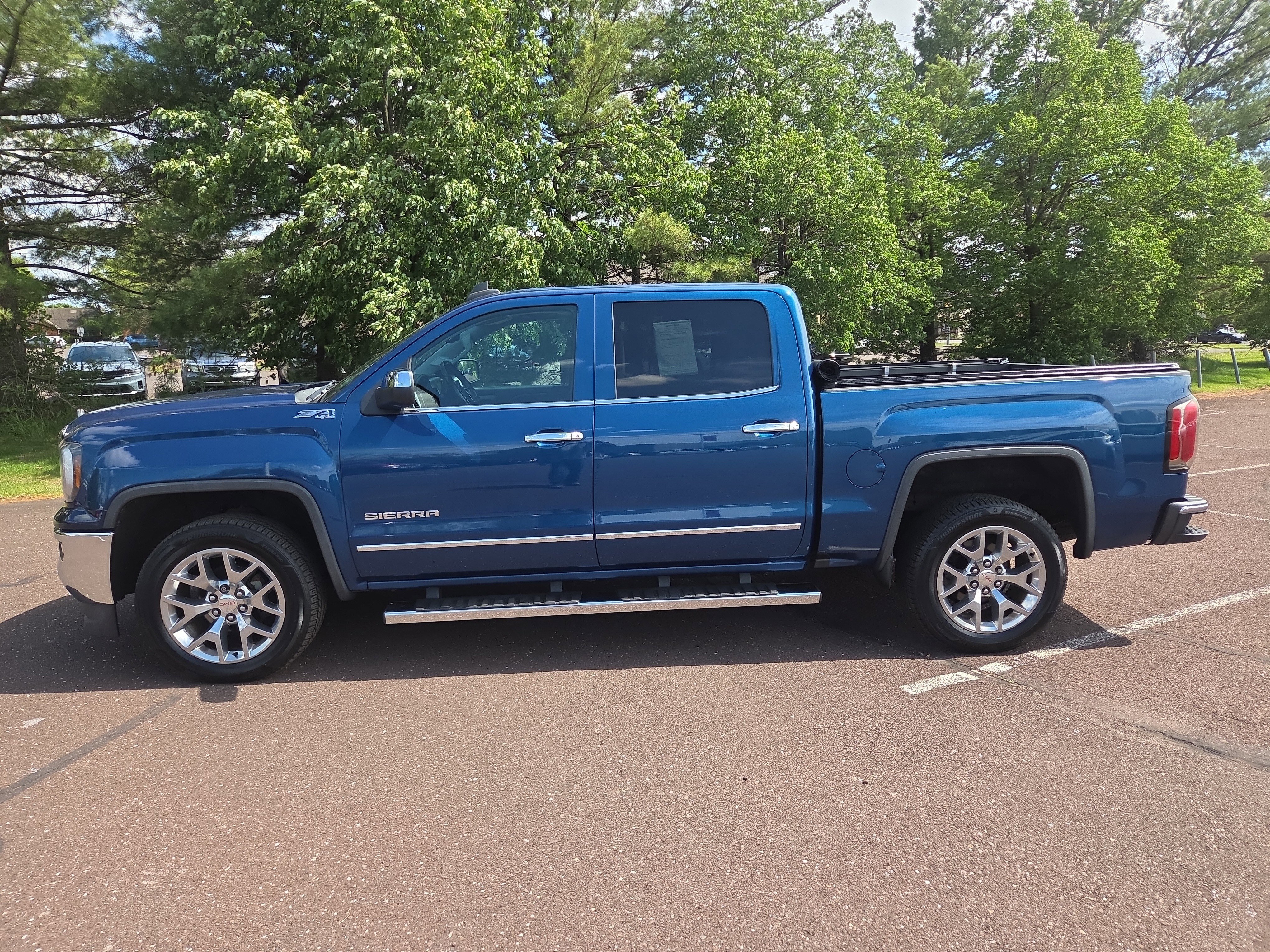 Used 2018 GMC Sierra 1500 SLT w/ SLT Premium Package AWD/4WD image 6