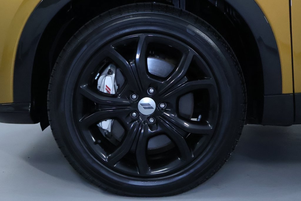 Used 2024 Dodge Hornet R/T Plus w/ R/T Blacktop Package AWD/4WD image 39