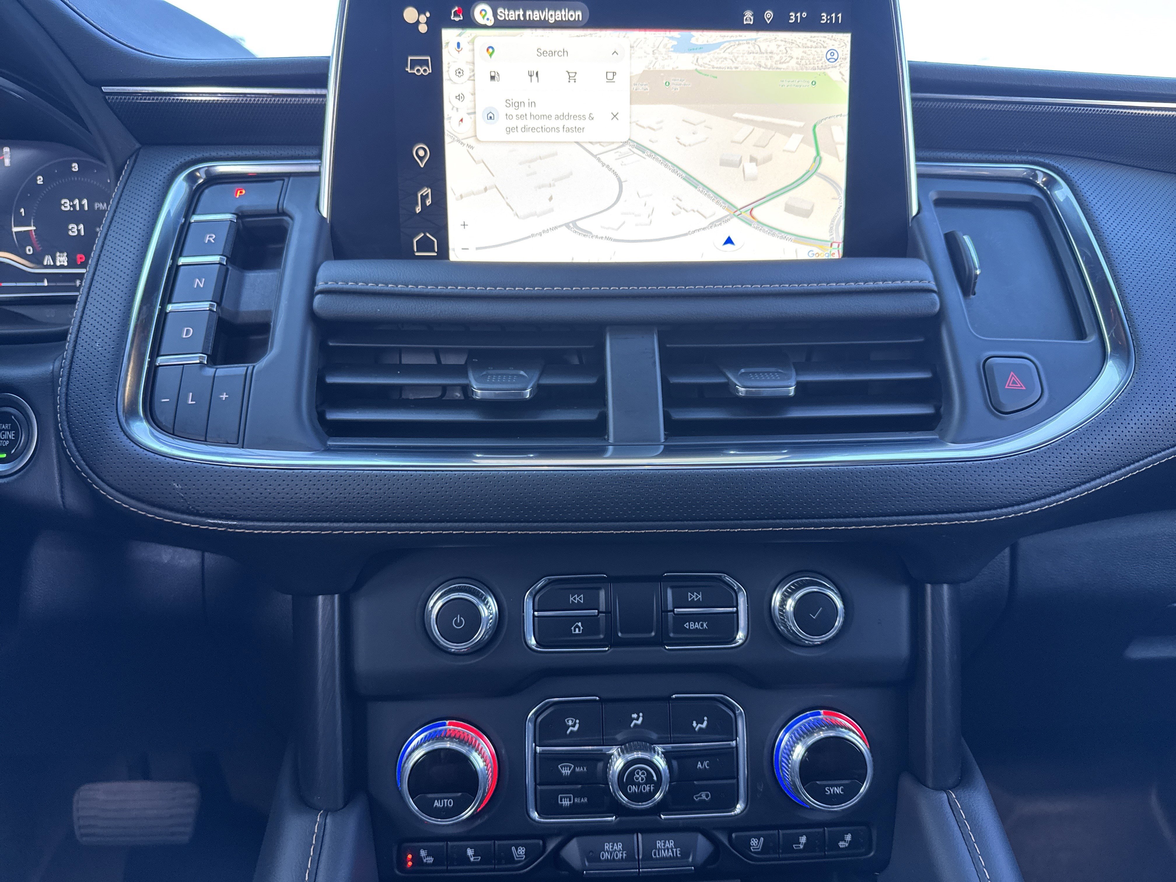 Used 2023 GMC Yukon AT4 w/ AT4 Premium Package image 31