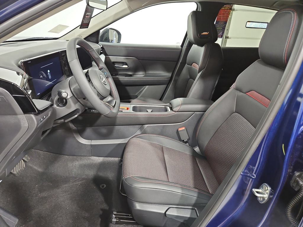 New 2026 Nissan Kicks SR w/ SR Premium Package AWD/4WD image 10