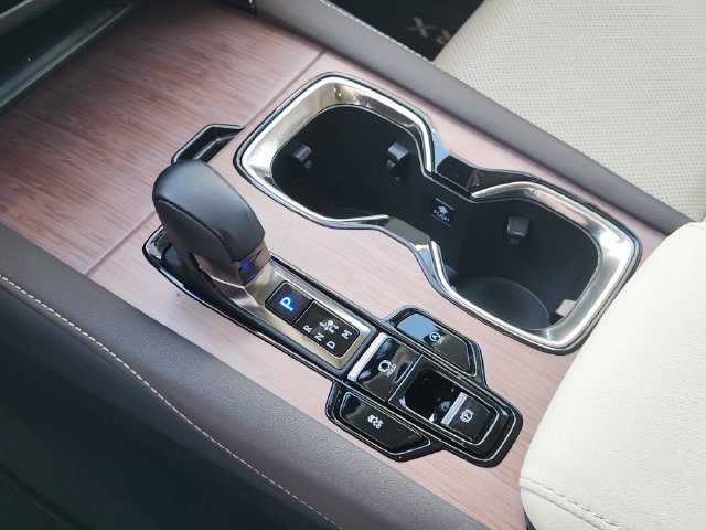 Used 2024 Lexus RX 350 Premium w/ Accessory Package (Z1) FWD image 18