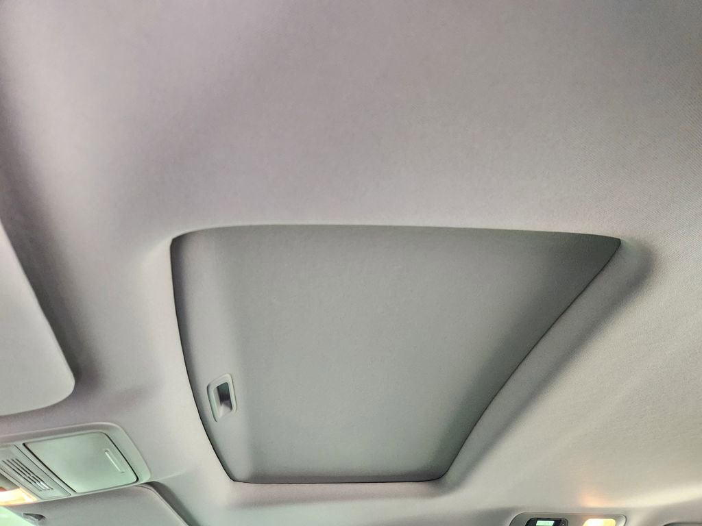 Used 2022 Honda Odyssey EX-L image 25