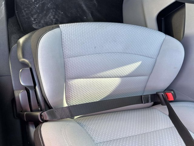 Used 2024 GMC Terrain SLE image 9