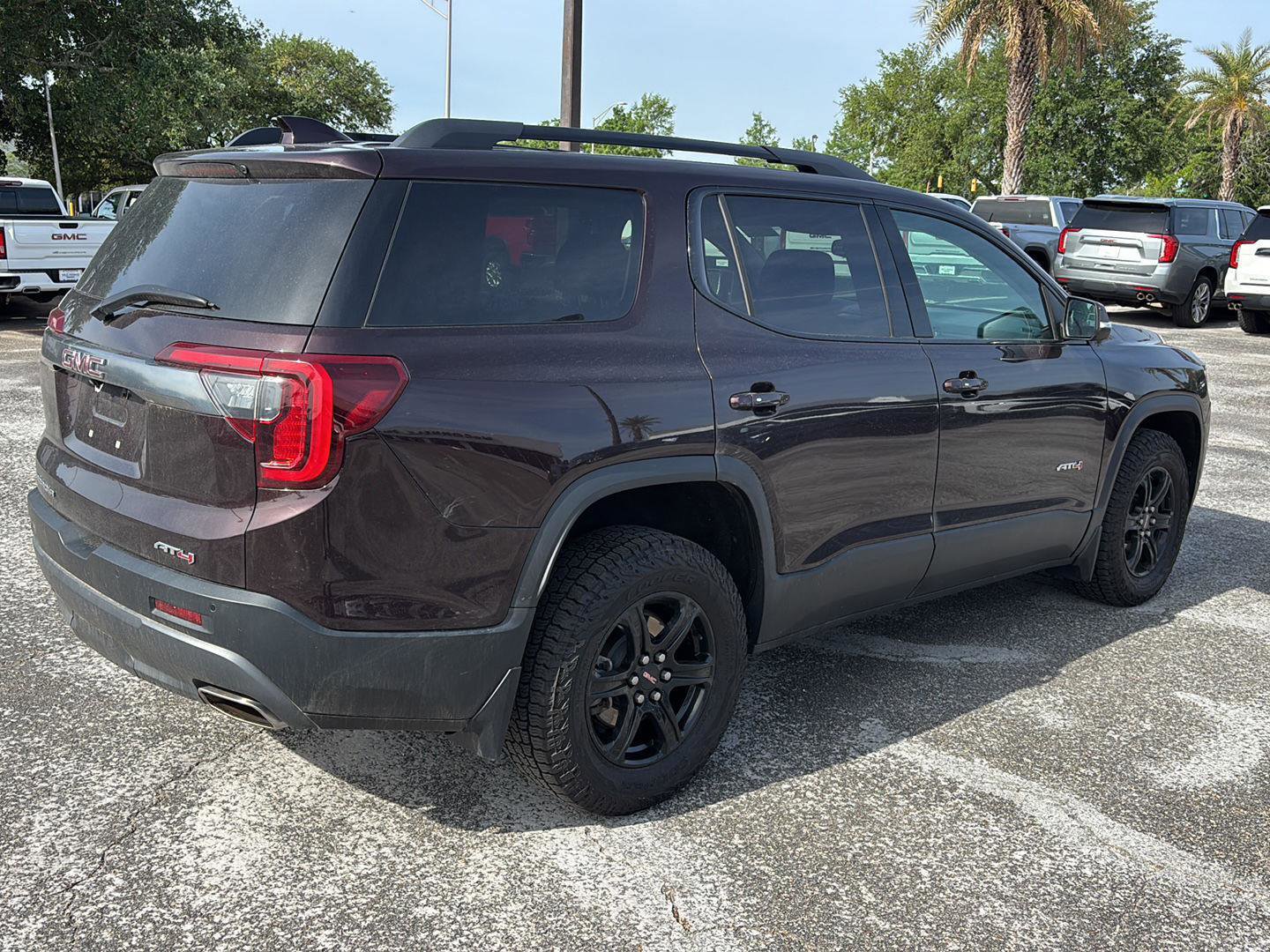 Used 2020 GMC Acadia AT4 w/ LPO, Roadside Safety Package image 7
