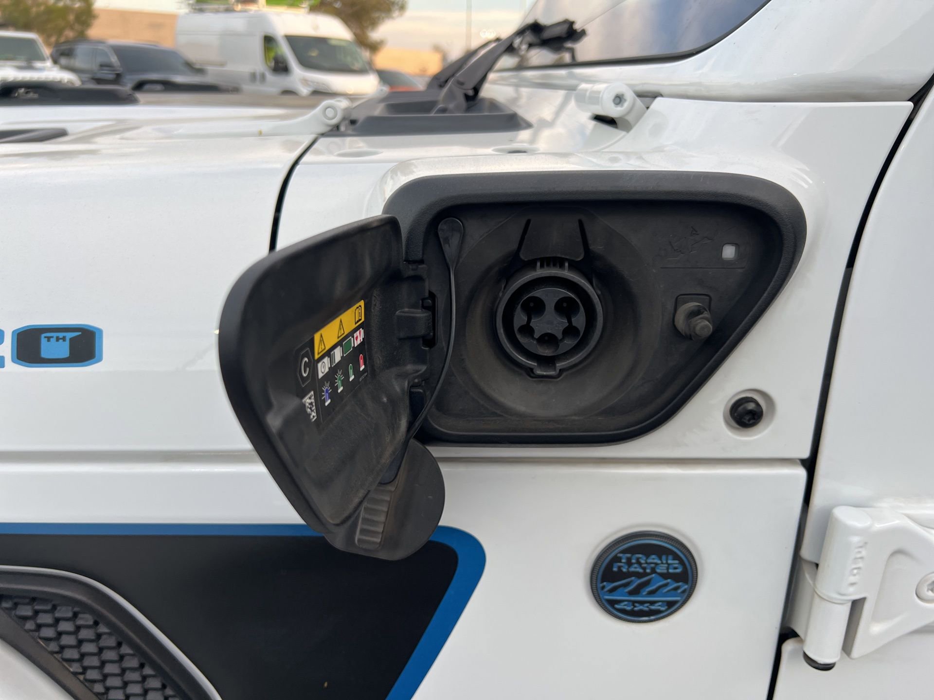 Used 2023 Jeep Wrangler Unlimited Rubicon 4xe image 12