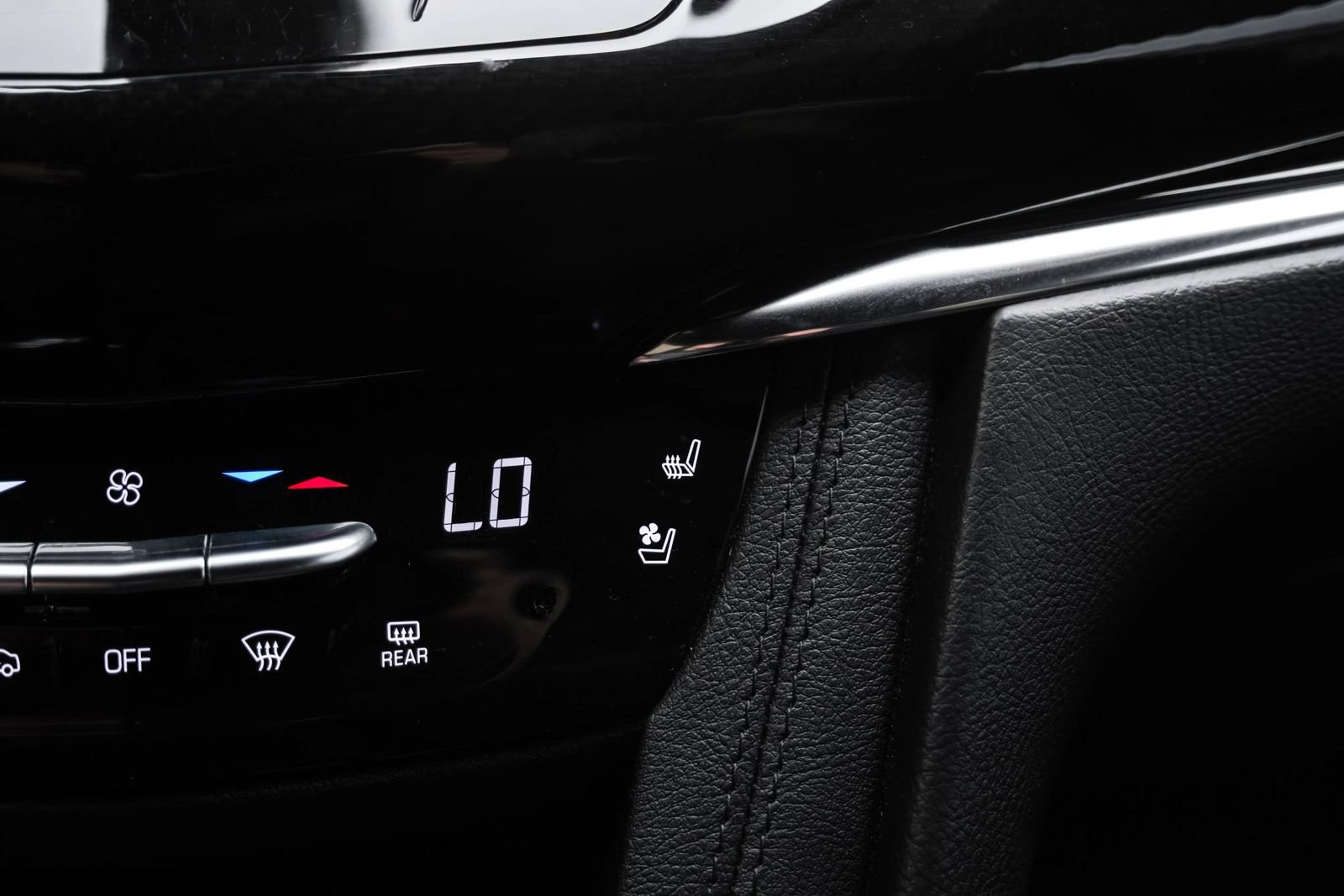 Used 2020 Cadillac XT6 Sport AWD/4WD image 27