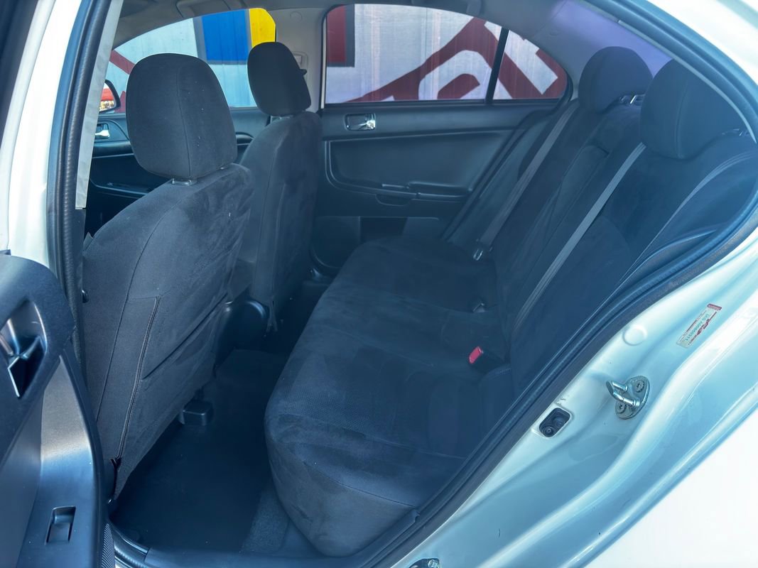 Used 2013 Mitsubishi Lancer Ralliart image 29