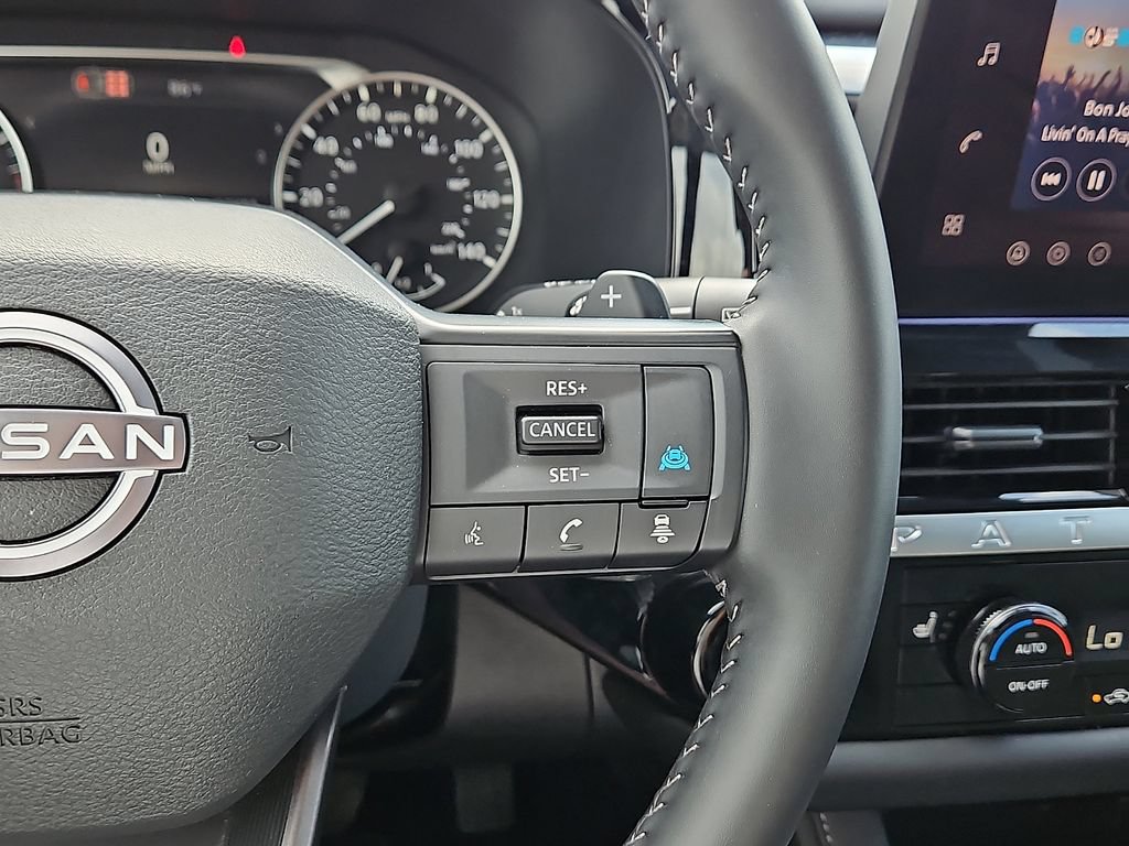 Used 2026 Nissan Pathfinder SV FWD image 21
