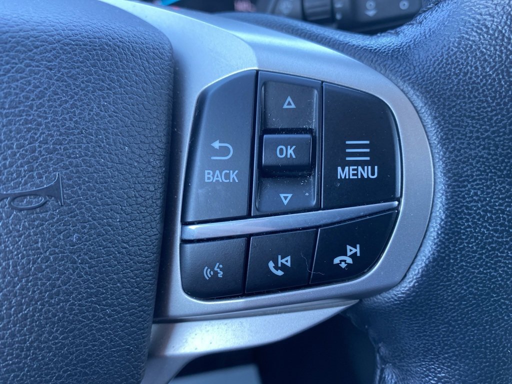 Used 2021 Ford Explorer XLT image 31