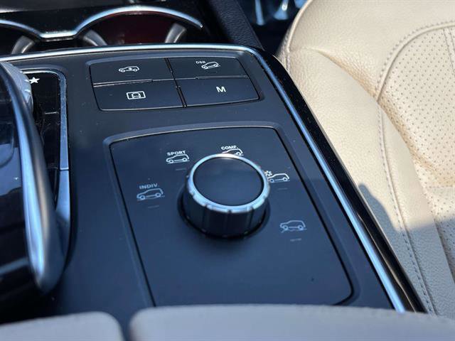 Used 2017 Mercedes-Benz GLS 450 4MATIC w/ Premium Package image 28