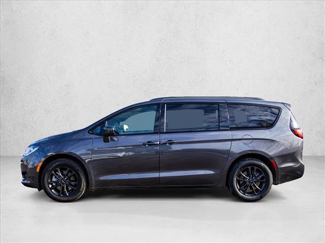 Used 2020 Chrysler Pacifica Touring-L image 8