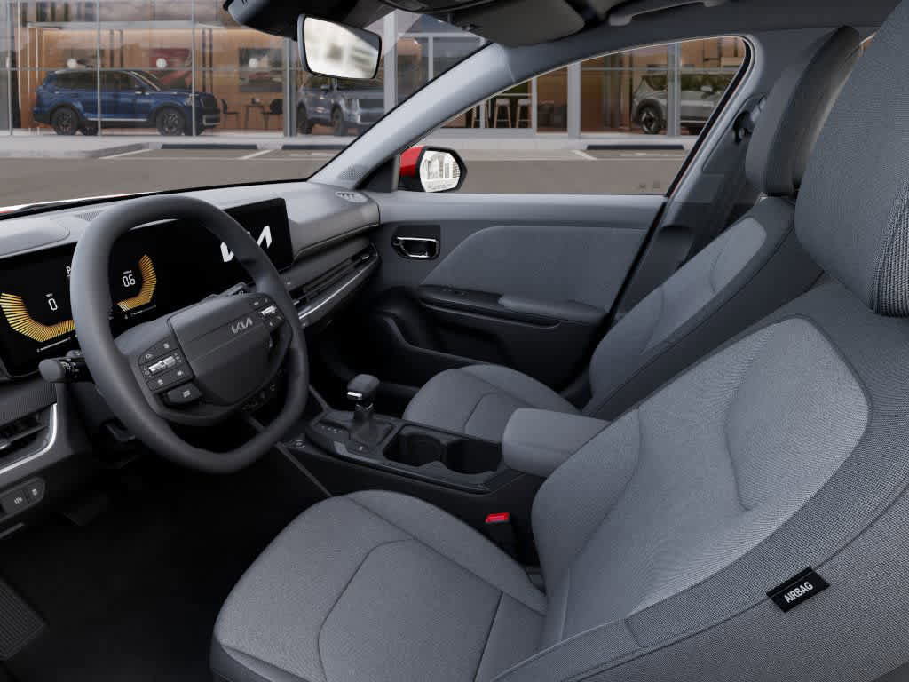New 2025 Kia K4 LXS image 17