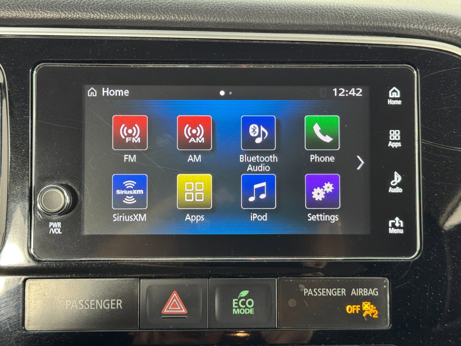 Used 2017 Mitsubishi Outlander SE image 22