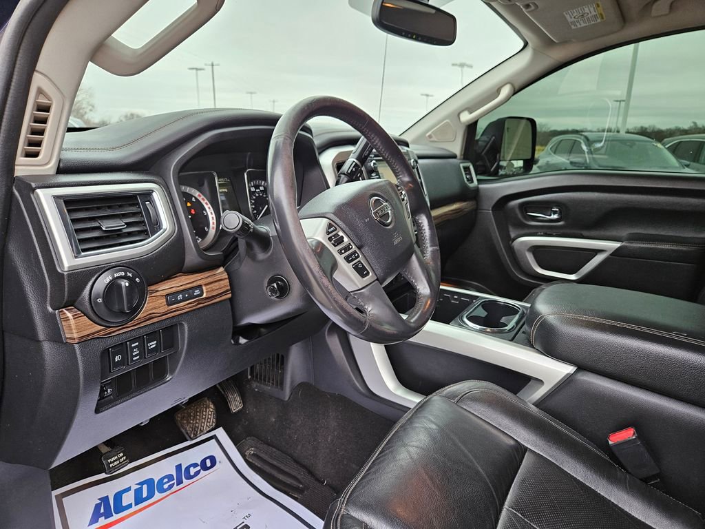 Used 2017 Nissan Titan SL w/ Chrome Package image 22
