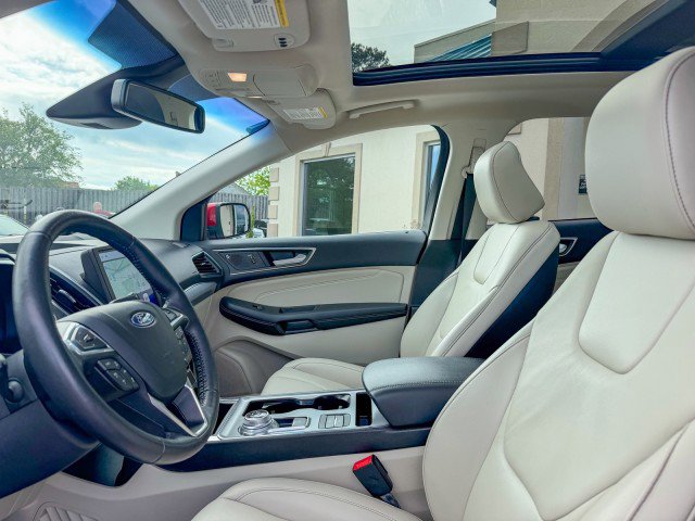 Used 2021 Ford Edge Titanium FWD image 5