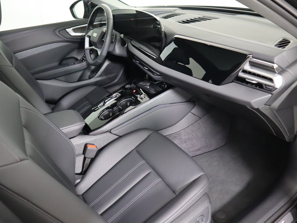 Certified 2025 Audi A5 2.0T Premium Plus w/ Premium Plus image 18