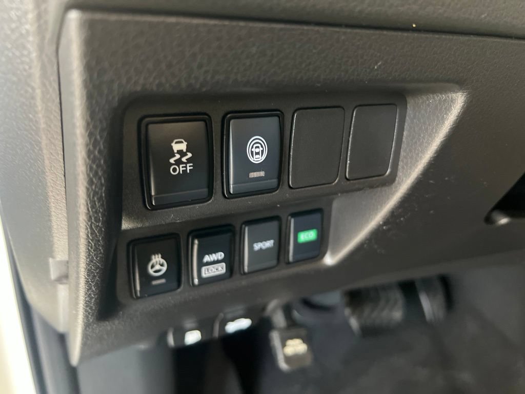 Used 2022 Nissan Rogue Sport SV AWD/4WD image 53
