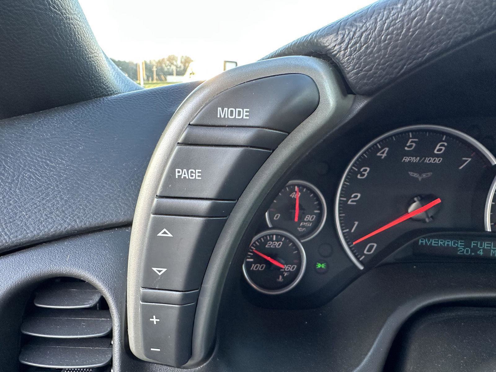 Used 2005 Chevrolet Corvette Coupe w/ Preferred Equipment Group image 22