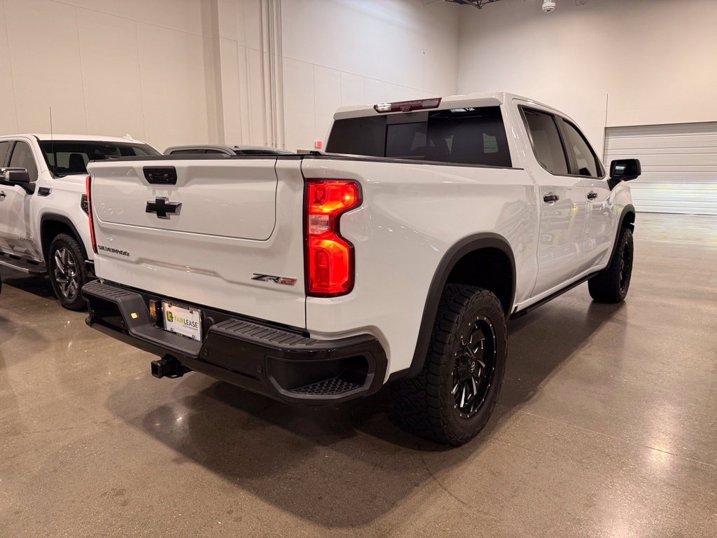 Used 2022 Chevrolet Silverado 1500 ZR2 w/ Technology Package AWD/4WD image 5