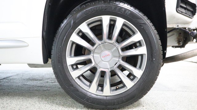 Used 2016 GMC Terrain Denali image 25