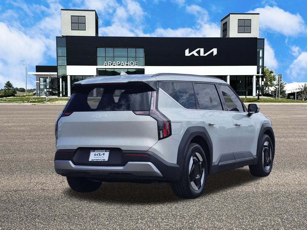 Certified 2024 Kia EV9 Wind AWD/4WD image 5