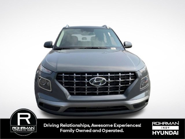 New 2026 Hyundai Venue SEL FWD image 3