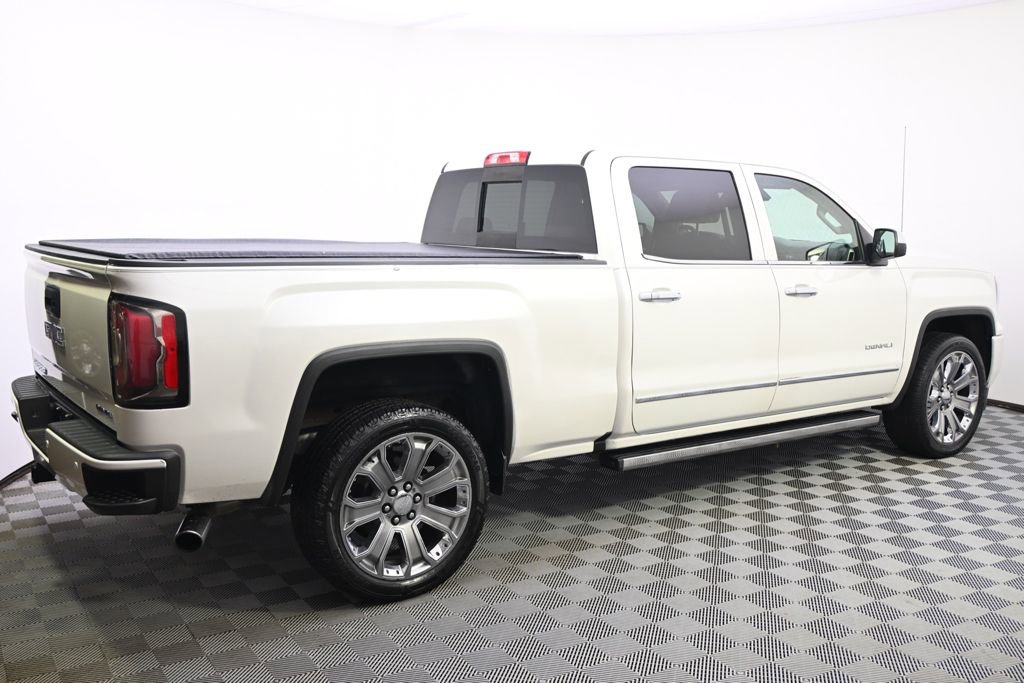 Used 2017 GMC Sierra 1500 Denali w/ Denali Ultimate Package AWD/4WD image 7