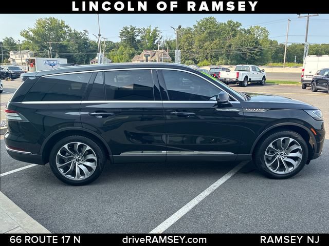 Used 2026 Lincoln Aviator Reserve AWD/4WD image 9