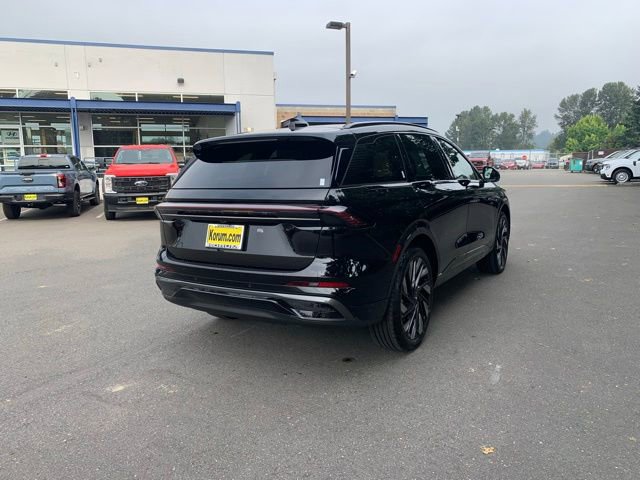 New 2025 Lincoln Nautilus Reserve image 7