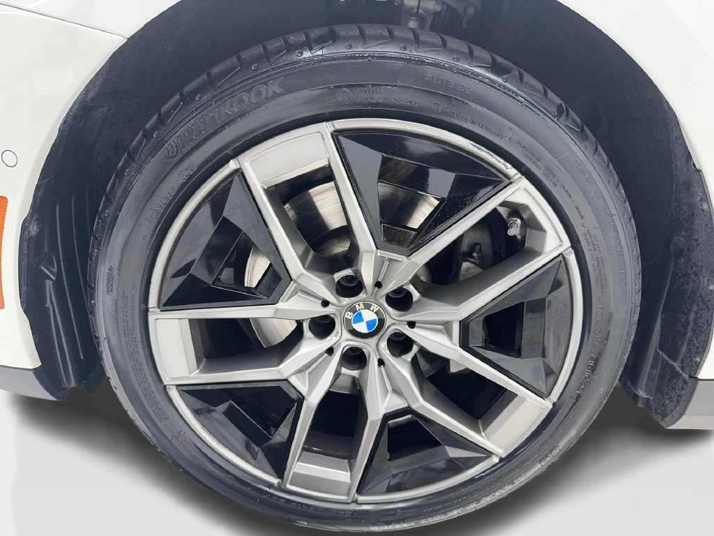 Used 2026 BMW 530i RWD image 12