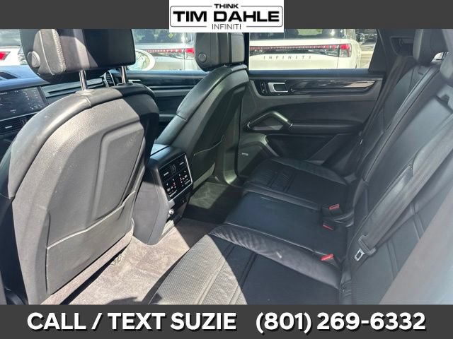 Used 2020 Porsche Cayenne AWD/4WD image 15