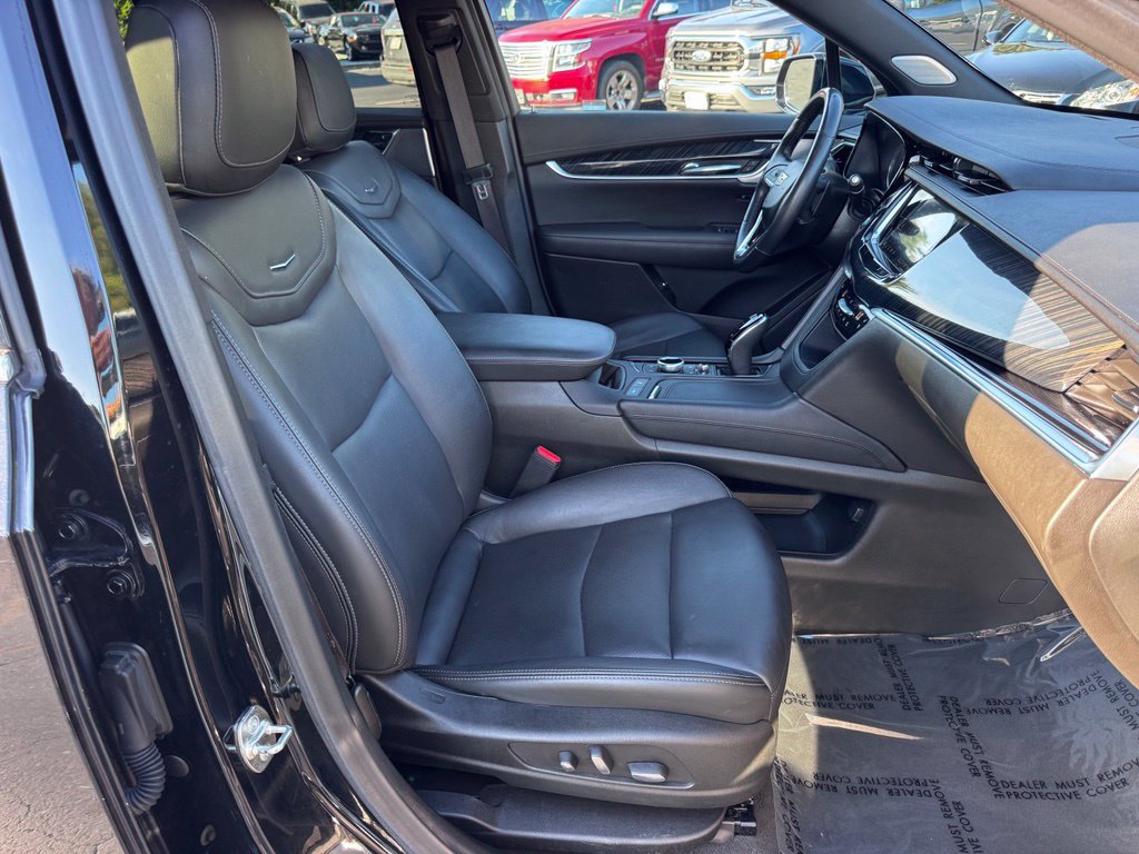 Used 2024 Cadillac XT6 Premium Luxury AWD/4WD image 26
