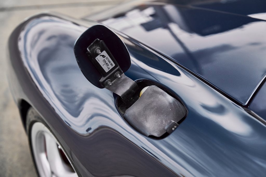 Used 1997 Porsche 911 Turbo image 10