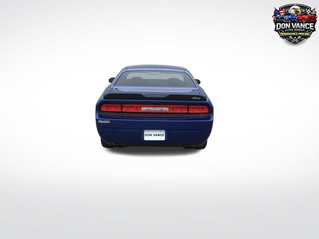 Used 2012 Dodge Challenger SXT RWD image 4