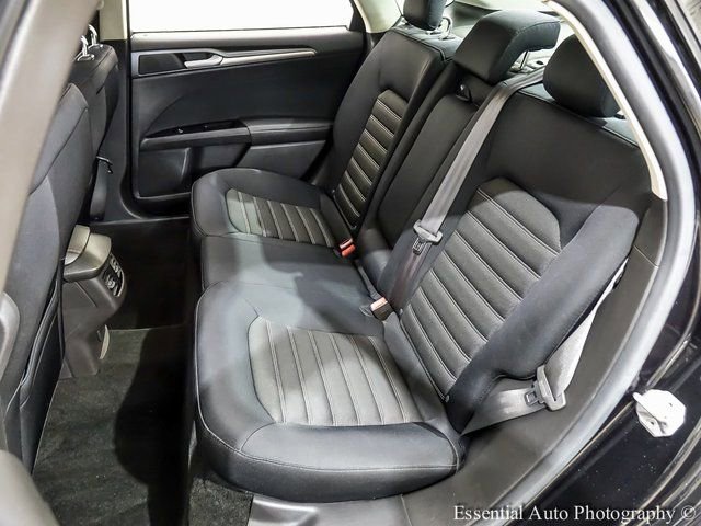 Used 2014 Ford Fusion SE image 11