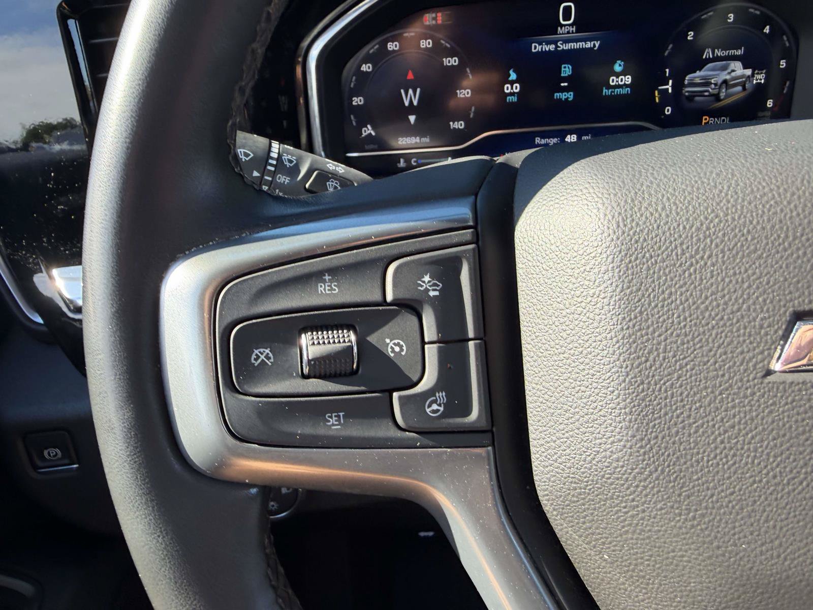 Used 2024 Chevrolet Silverado 1500 LT AWD/4WD image 28
