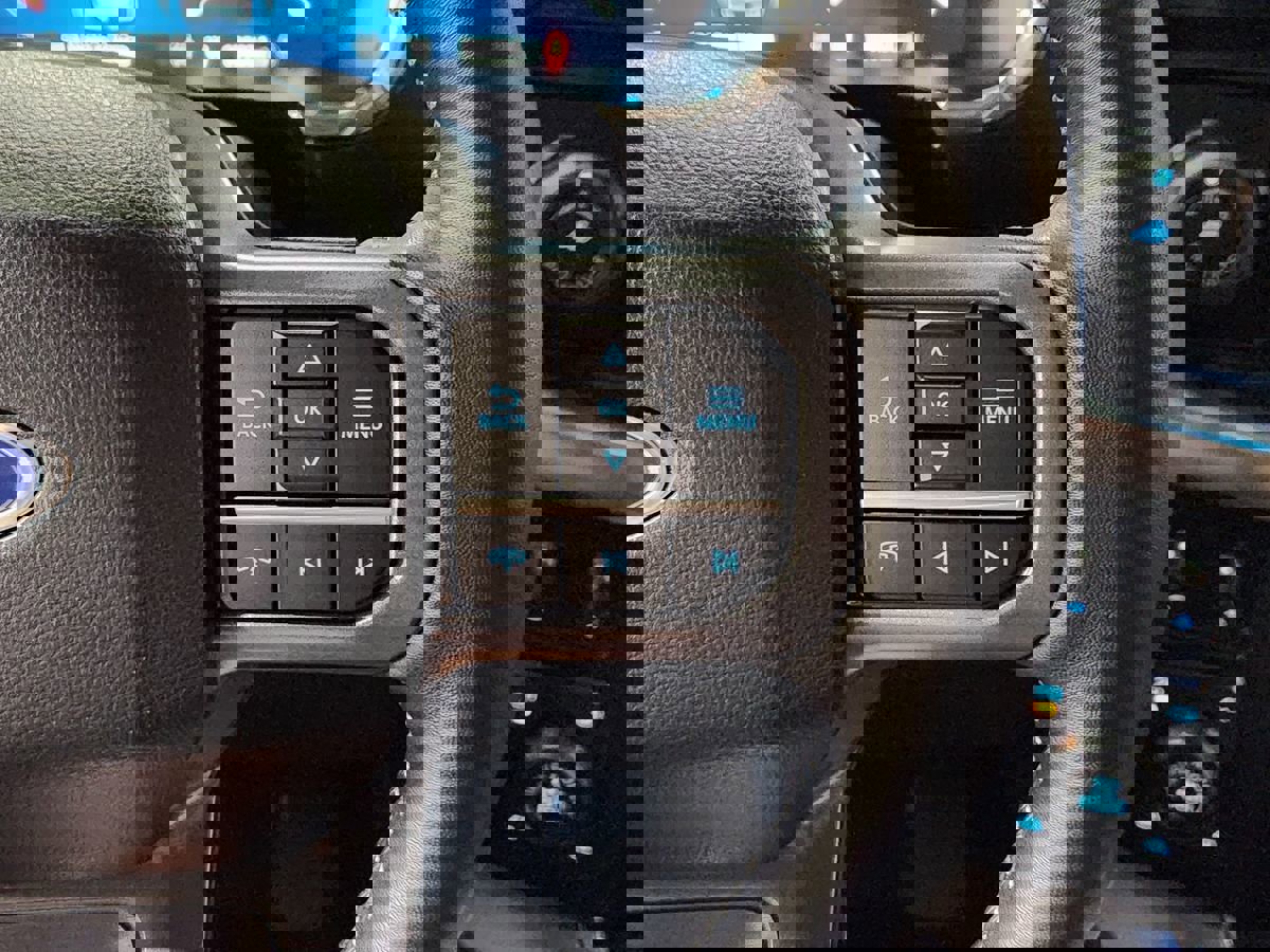 Used 2023 Ford F150 Lariat w/ Trailer Tow Package image 50