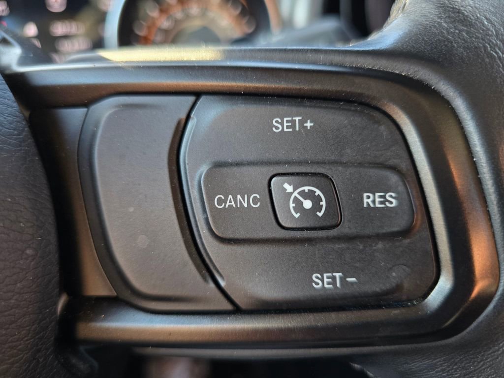 Used 2018 Jeep Wrangler Sport S image 27