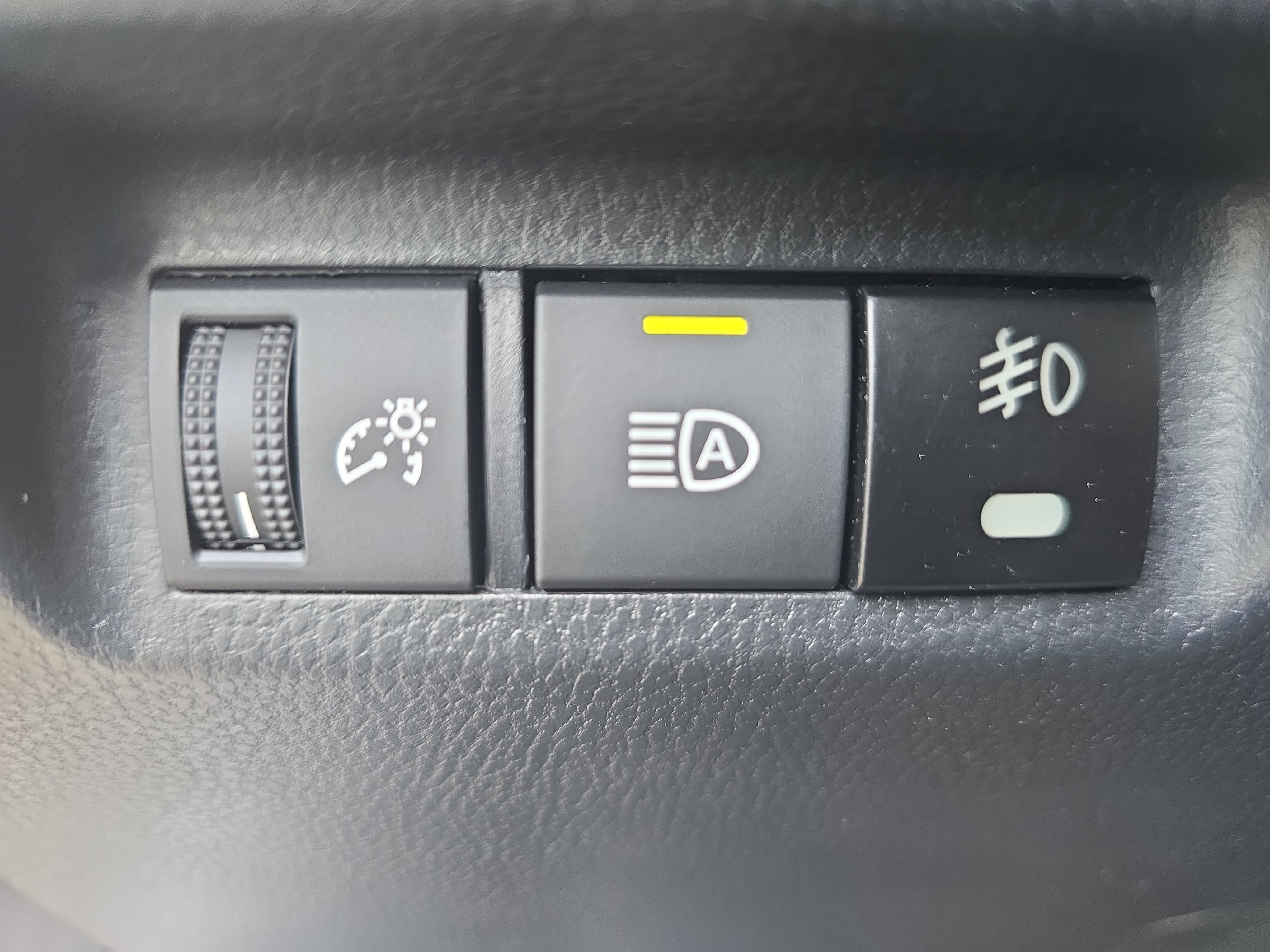 Certified 2023 Toyota RAV4 XLE FWD image 24