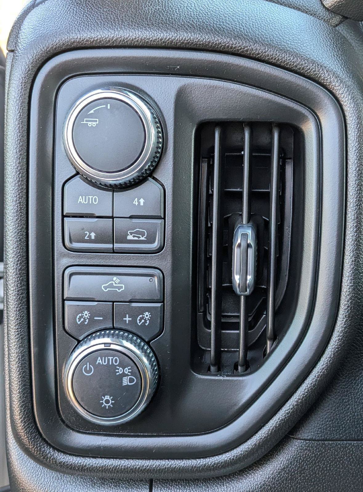 Used 2023 GMC Sierra 1500 Pro w/ Graphite Edition AWD/4WD image 13