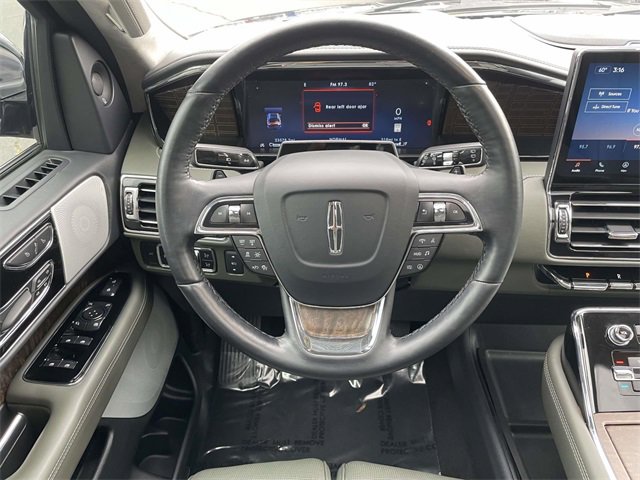 Used 2024 Lincoln Navigator L Black Label image 10