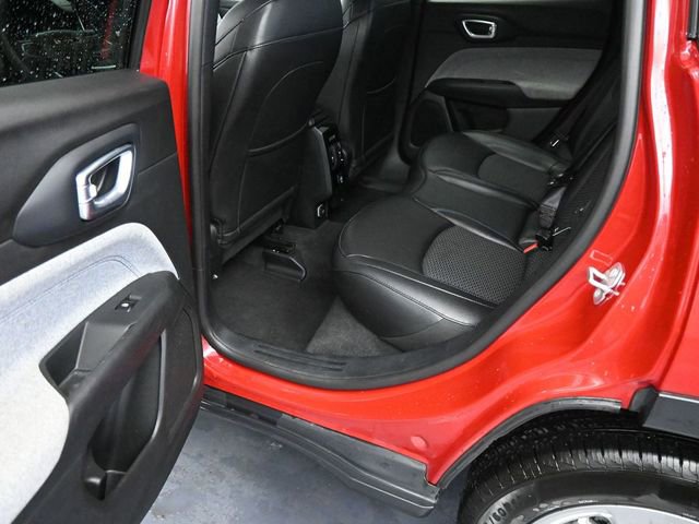 Used 2024 Jeep Compass Latitude image 16