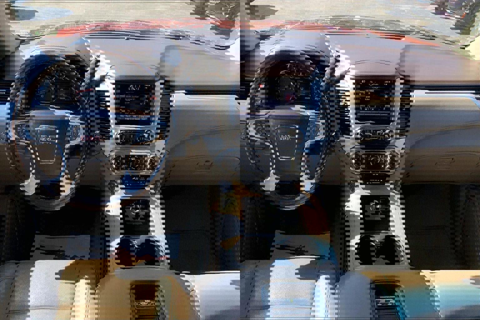 Used 2015 GMC Yukon XL SLT w/ Open Road Package AWD/4WD image 15