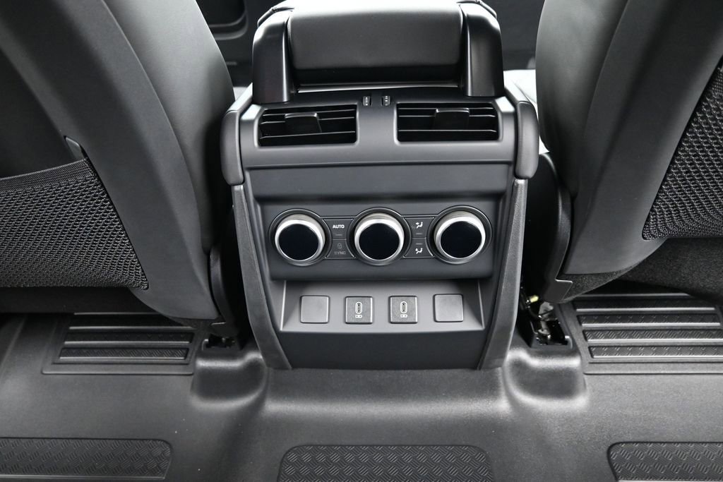 New 2026 Land Rover Defender 110 X-Dynamic SE AWD/4WD image 20