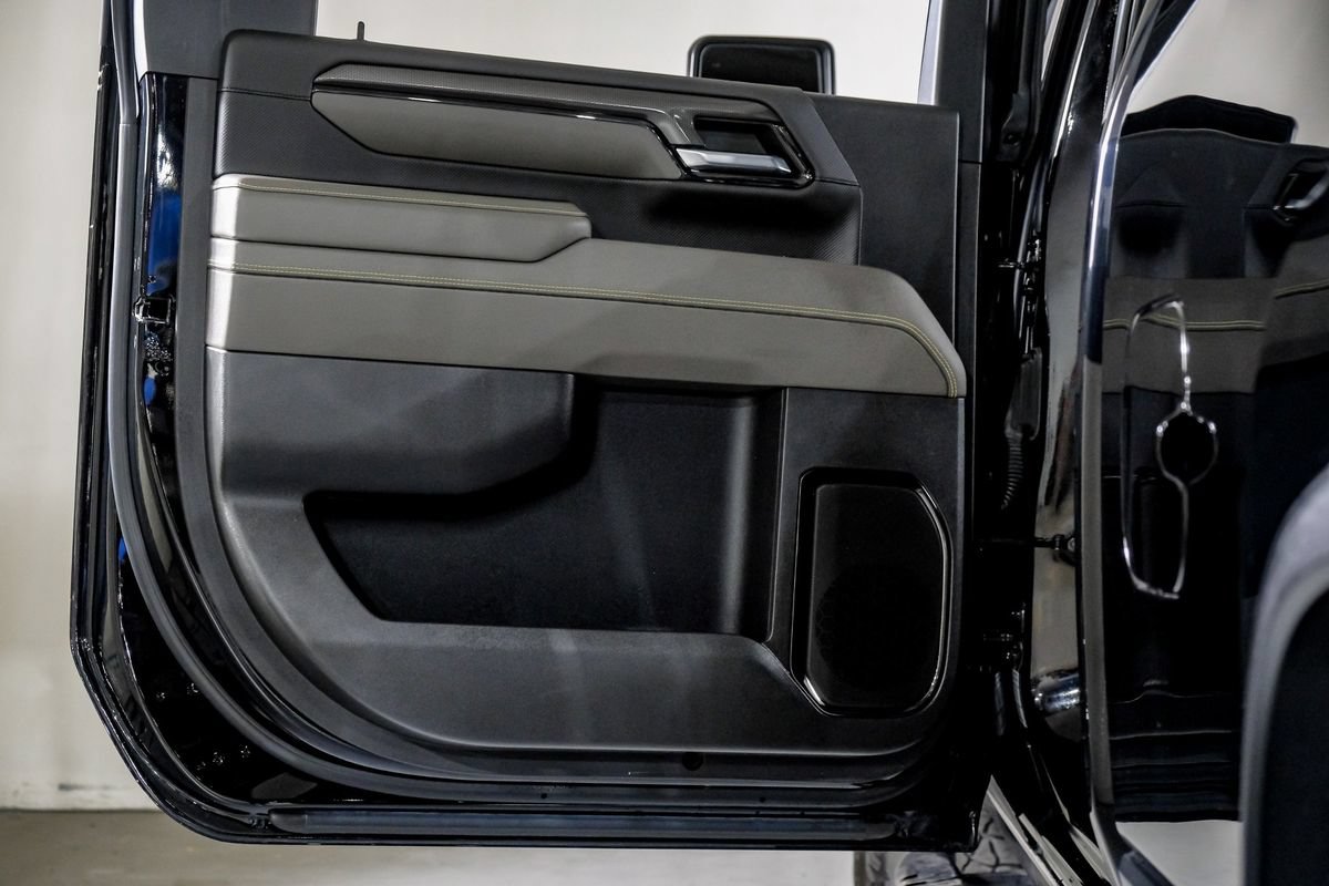 Used 2024 Chevrolet Silverado 2500 ZR2 AWD/4WD image 36