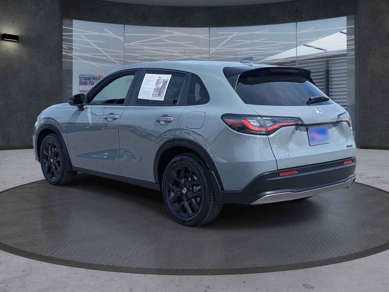 Used 2024 Honda HR-V Sport image 4