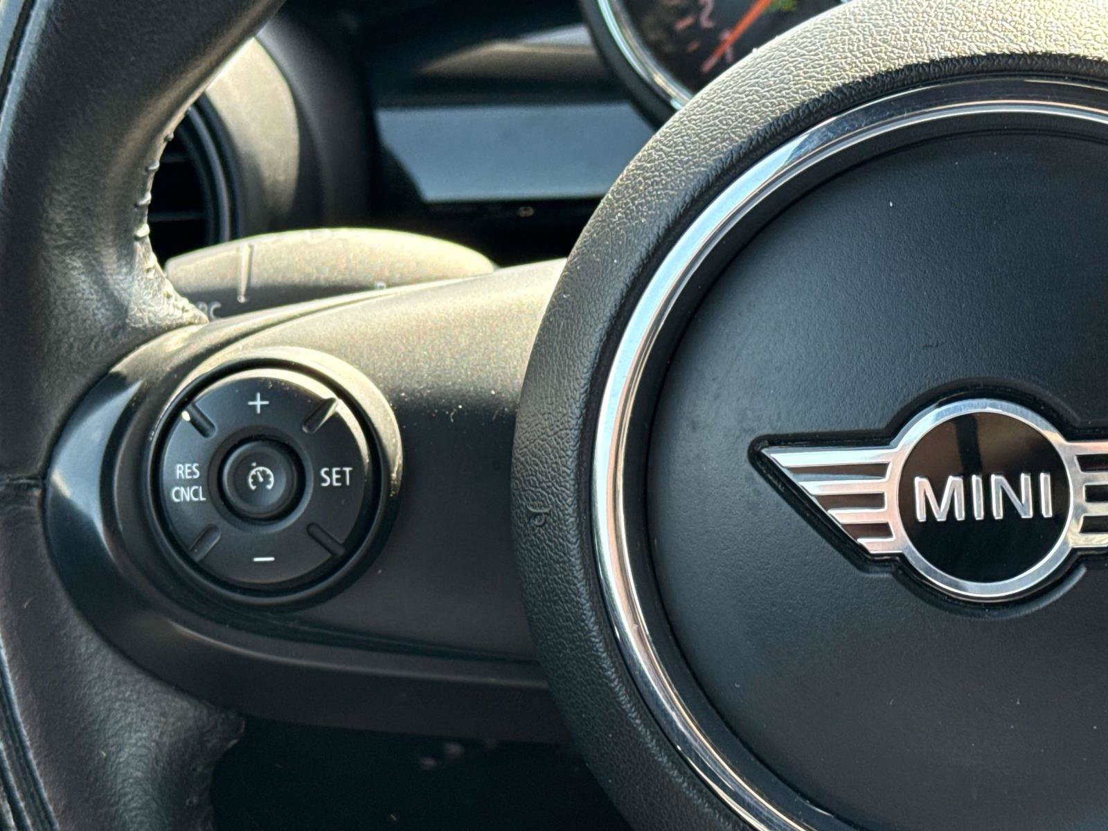 Used 2019 MINI Cooper Convertible FWD image 11